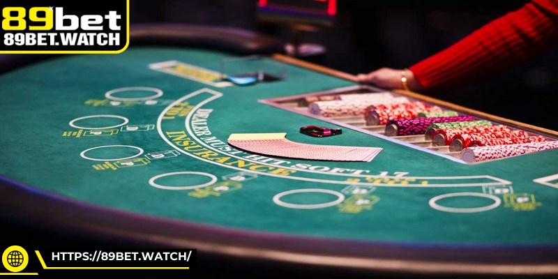 Gấp đôi bài là hành động đặt cược gấp đôi, chỉ rút thêm 1 lá bài duy nhất